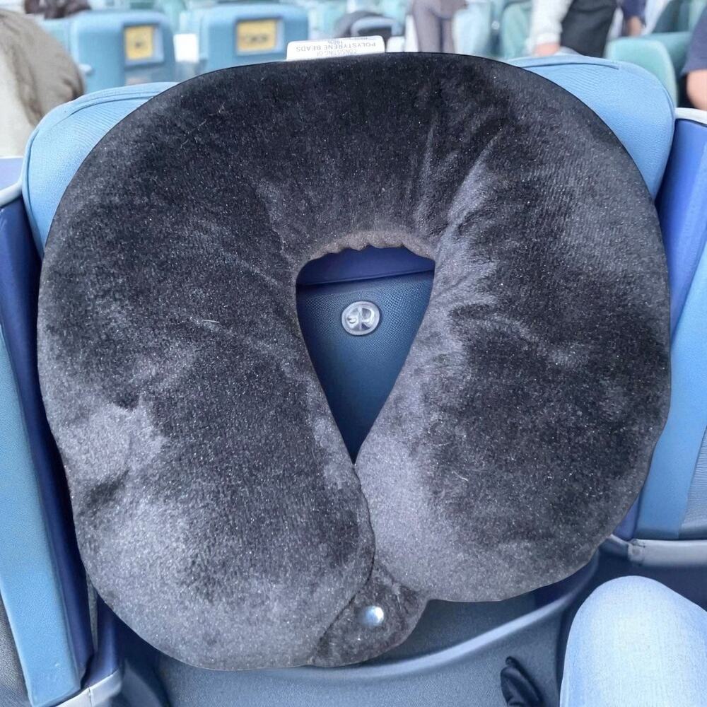 Brookstone Travel Neck Pillow Microbead Head Support Cushion Airplane Car Black